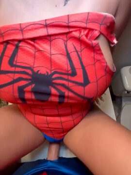 Sariixo Spiderman sextape Onlyfans trend leaked so hot