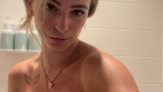 Kaitlyn Krems/Kaitkrems Naked big boobs in bathroom – Onlyfans video leak